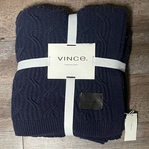 NWT Vince Navy Cable Knit Throw Blanket Cotton Merino Wool Cashmere Blend